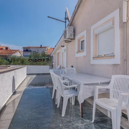 Bahar Krk Apartment
