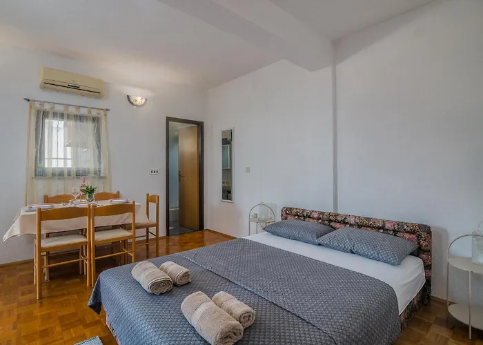 Apartamento Bahar Krk Krk Town